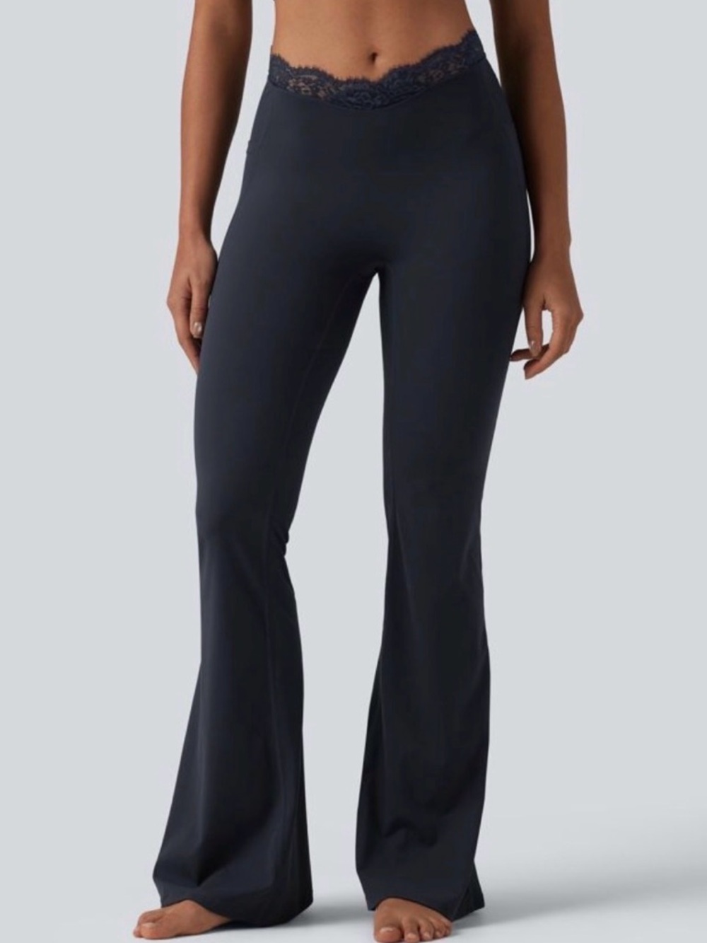 HALARA UltraSculpt V-shaped High Waisted Contrast Lace Yoga Flare